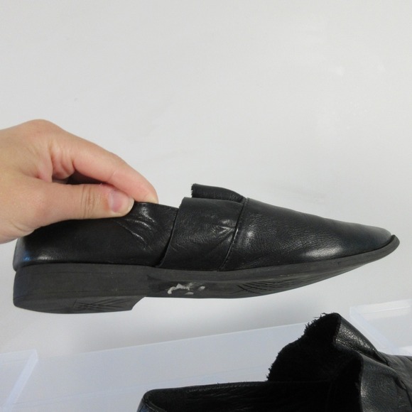 Bueno Ruffle Womens Slip On Loafer Flats Women US 6.5 37 Black Minimalist 380 - Picture 9 of 12